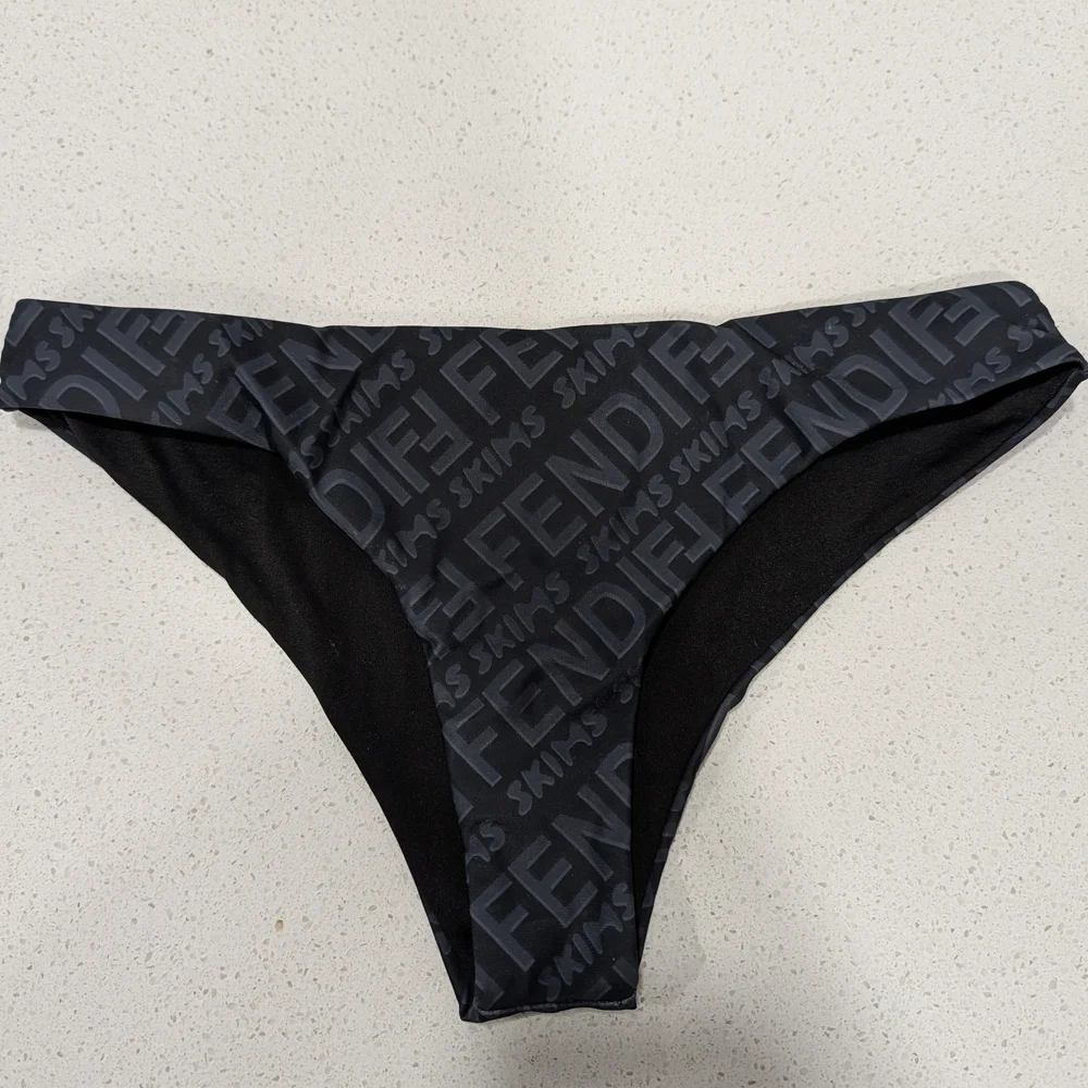 Fendi Skims Charcoal Logo Bikini Set - Picture 3 of 3